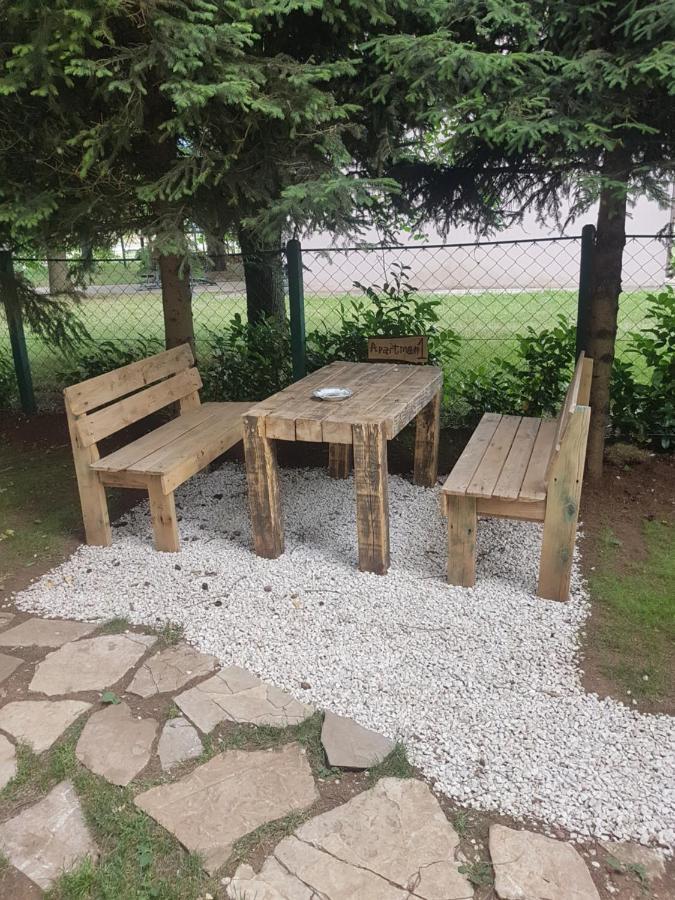 Belette Apartments & Park Niksic Exterior photo