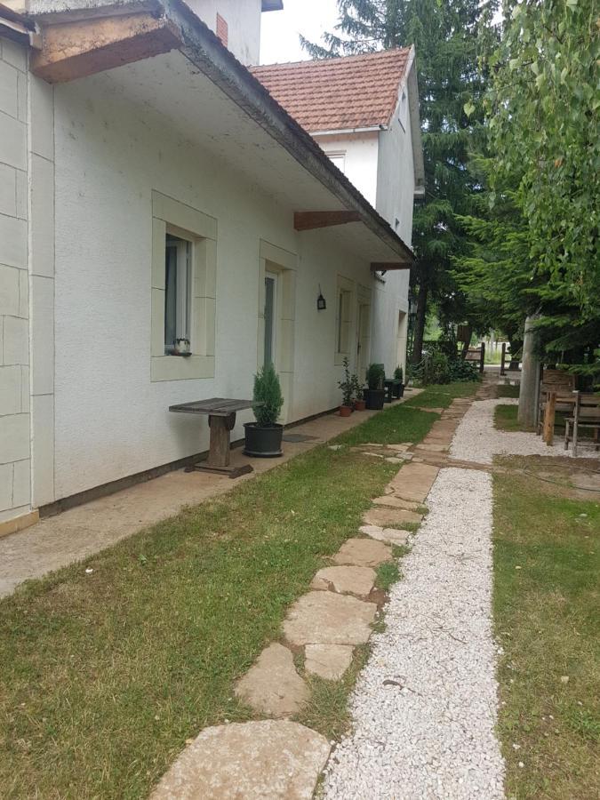 Belette Apartments & Park Niksic Exterior photo