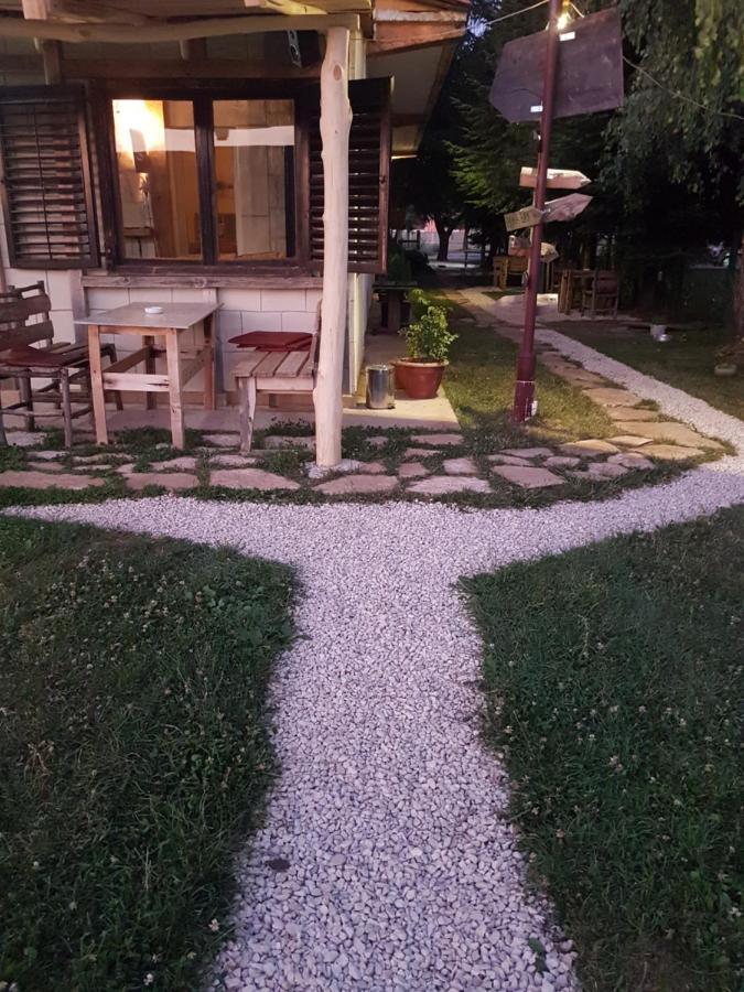 Belette Apartments & Park Niksic Exterior photo